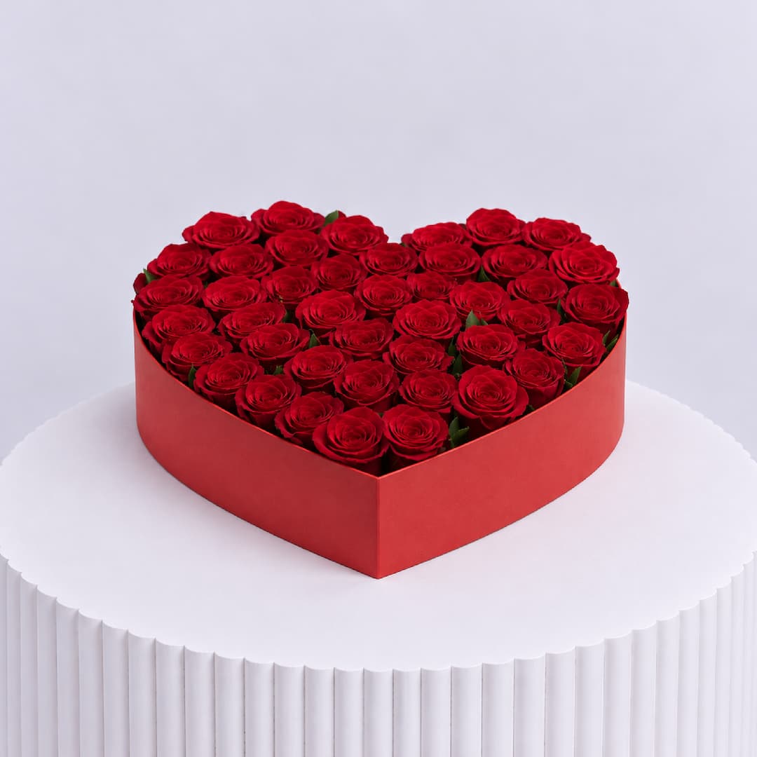 Crimson Heart Rose Box